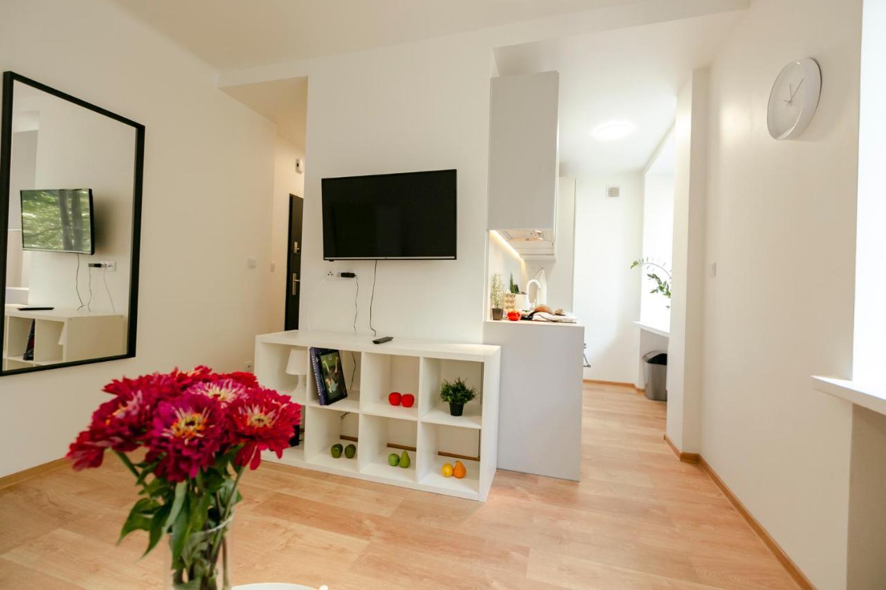 Jana Pawla II 36 - Bezplatny Podziemny Garaz - Free Parking - W Pelni Wyposazone Studio - Better Rental ワルシャワ エクステリア 写真